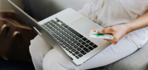 Online Banking vs. Traditional Banking